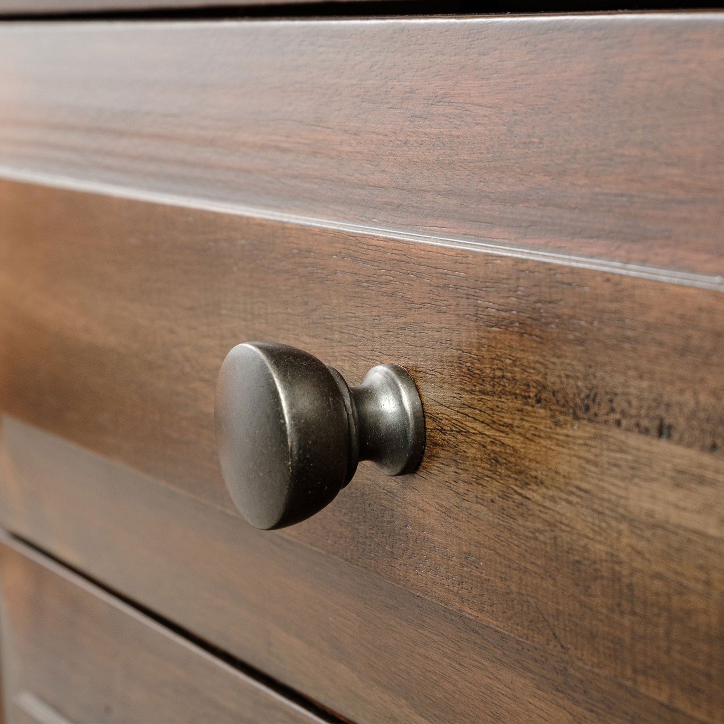 Avenue 8-drawer Dresser Weathered Burnished Brown