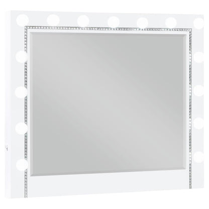 Hollywood lighted mirror and mirrored strips