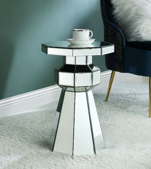 Dominic Glam Pedestal Stand with Polygon Base