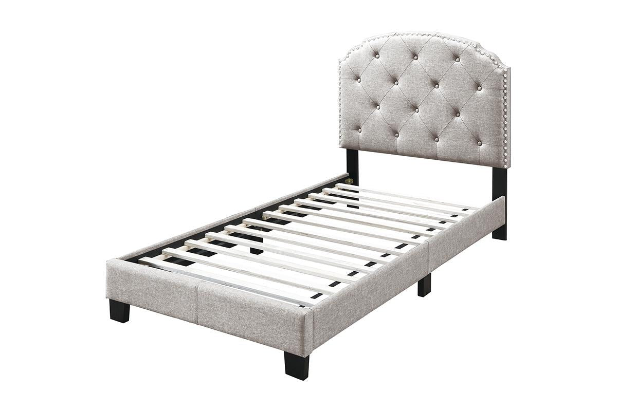 F9574Q Queen Bed