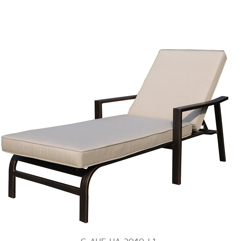 Chaise Lounge with Cushion