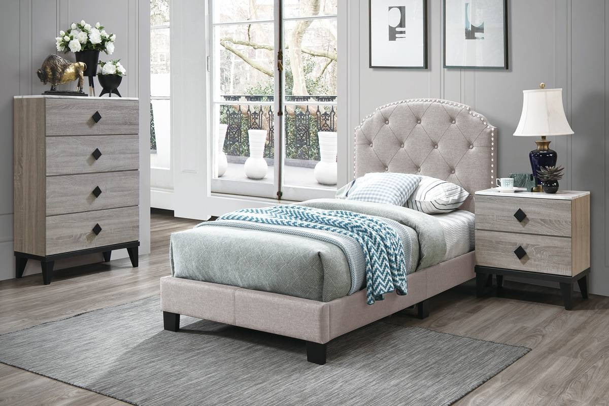 F9574Q Queen Bed