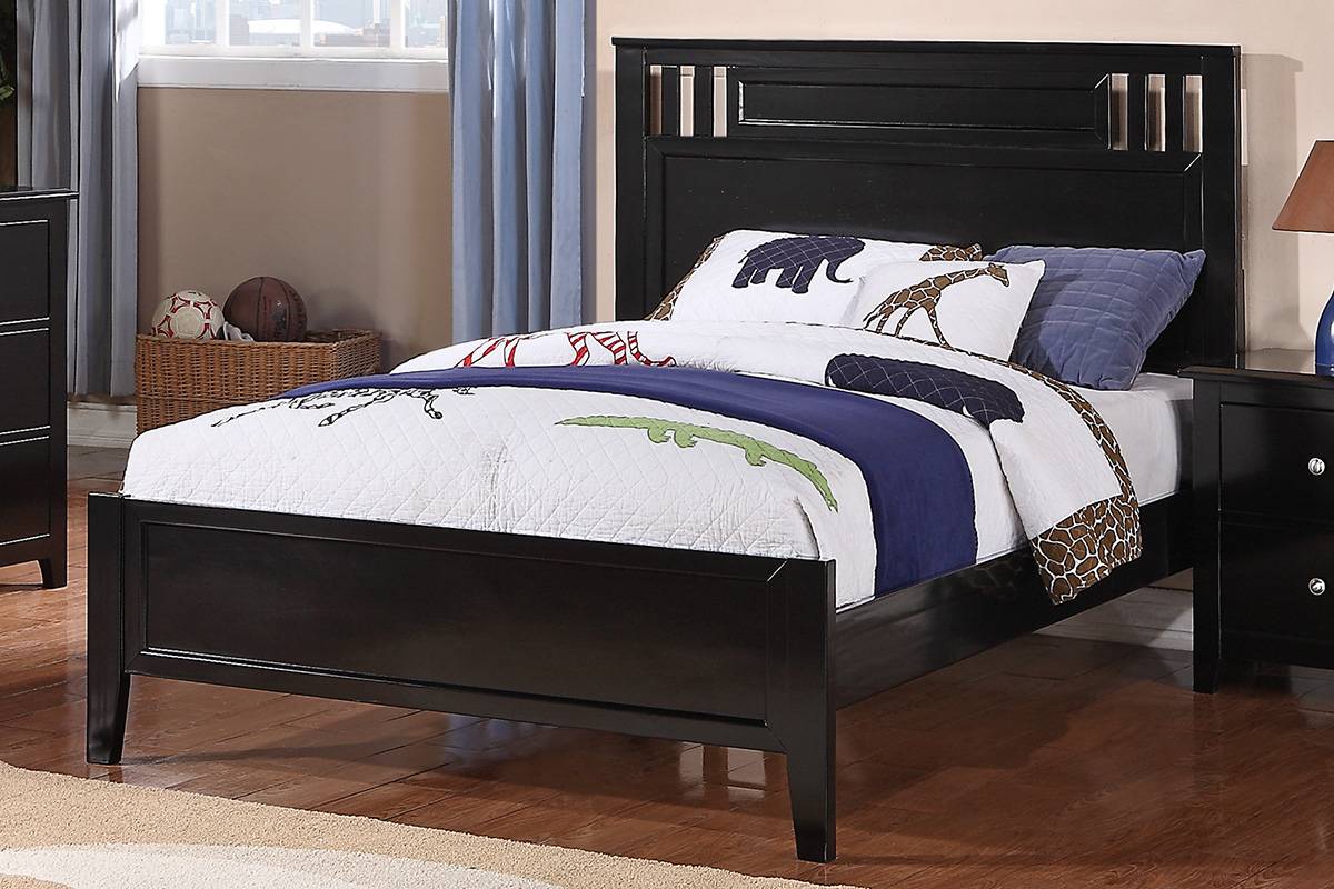 F9046F Full Size Bed Black