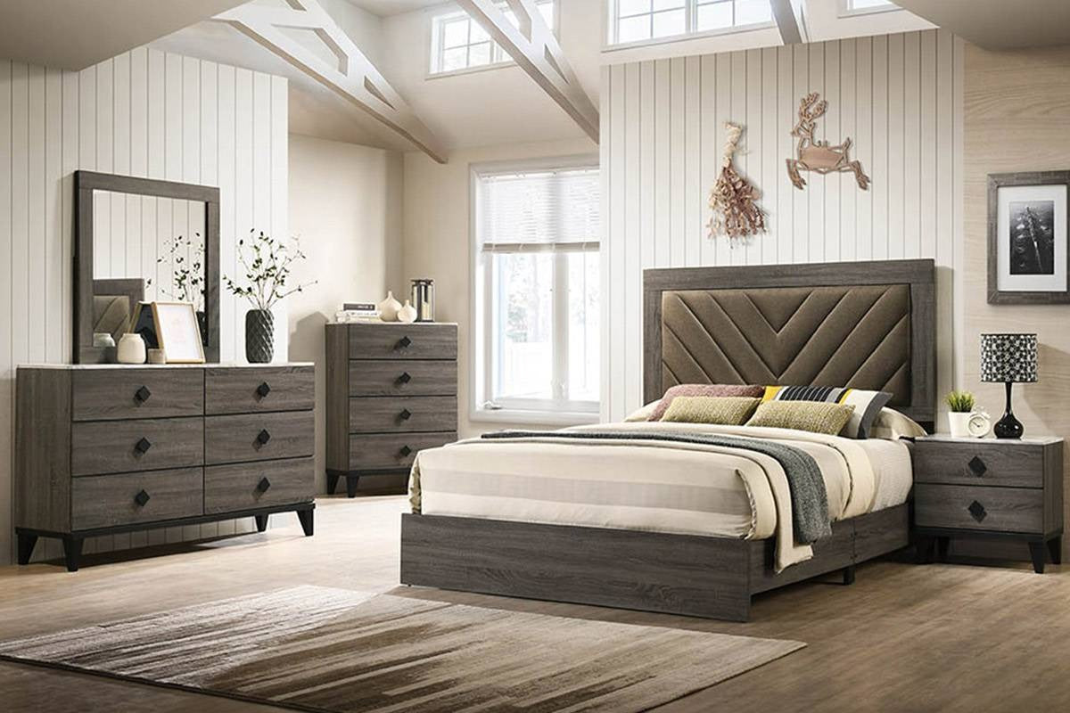 F9595Q Queen Bed